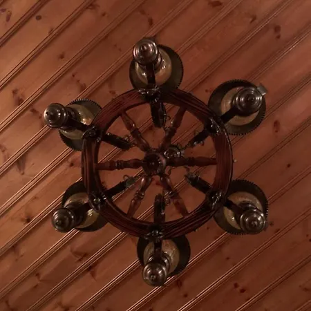 “white Mountain”, * Vígla Pissodéri