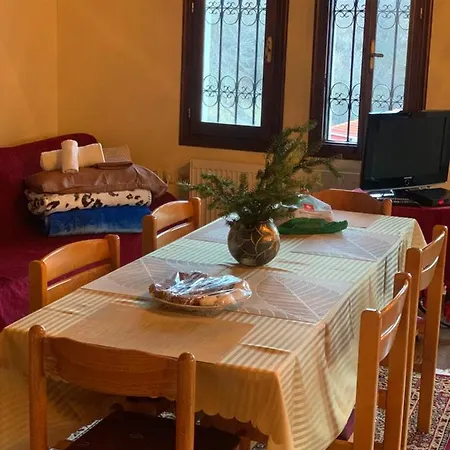 “white Mountain”, Chalet Pisoderi