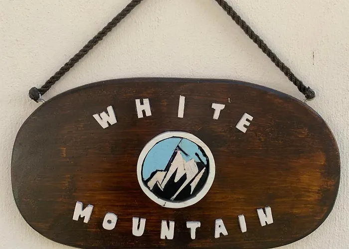“white Mountain”, Chalet Pisoderi
